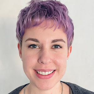 Meet your Posher, Laura